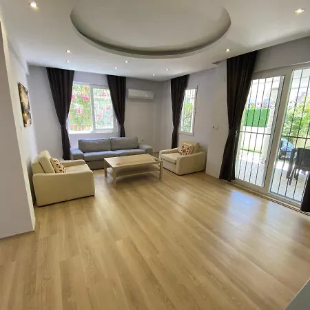 No8 Private Pool